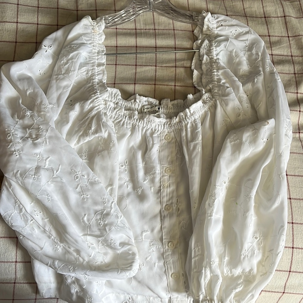 American Eagle white blouse